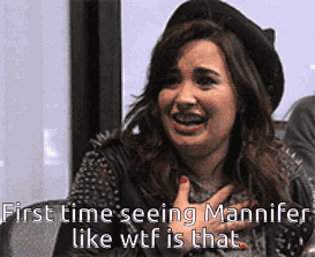Laughing First Time GIF - Laughing First Time Seeing Mannifer GIFs