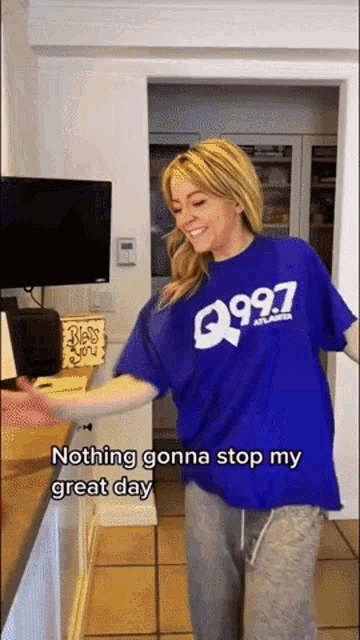 Lindsey Stirling Coffee GIF - Lindsey Stirling Coffee Spill GIFs
