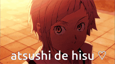 a picture of a boy with the words atsushi de hisu written below him