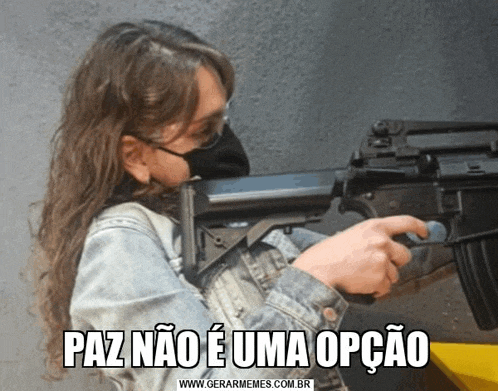 a woman wearing a mask is holding a gun with the words paz não e uma opcao below her