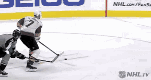 a hockey game is being played on nhl.com
