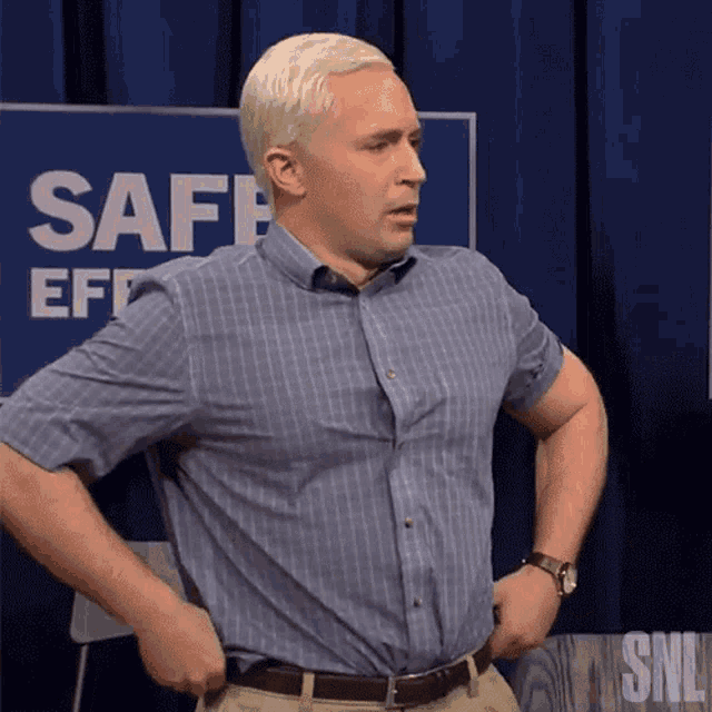 Panicking Mike Pence GIF - Panicking Mike Pence Saturday Night Live GIFs