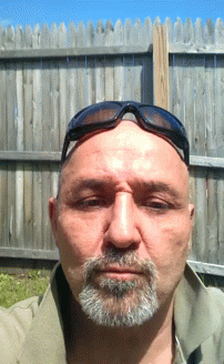 Man Selfie GIF - Man Selfie Besos GIFs