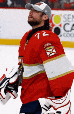 a hockey player with the number 72 on their jersey