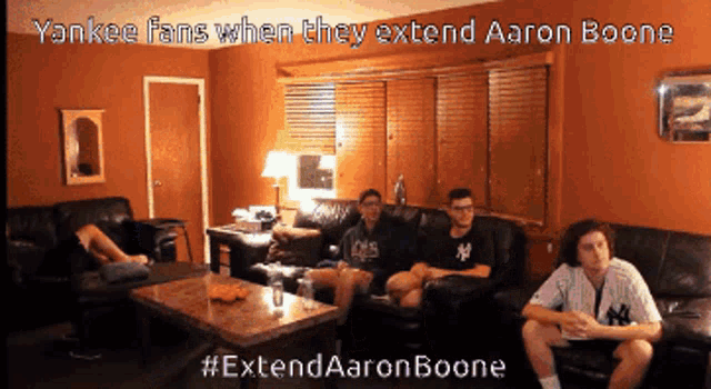 Yankees Aaron Boone GIF - Yankees Aaron Boone Extend Aaron Boone GIFs