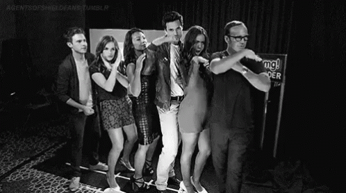 Vogueing - Agents Of Shield GIF - Agents Of Shield Vogue Cast GIFs