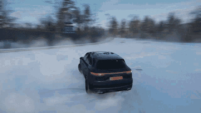 a car with a license plate that says aocr