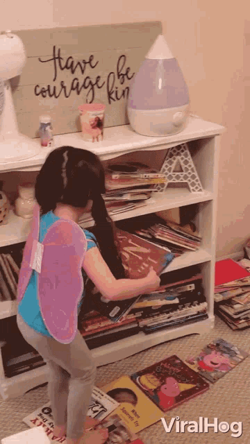Put Away Cleanup GIF - Put Away Cleanup Organize GIFs