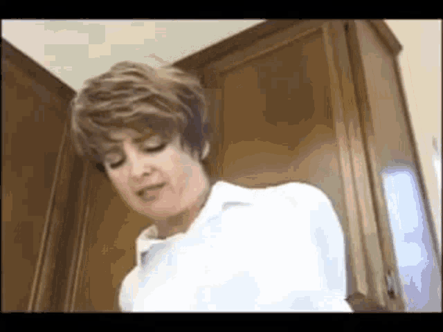 Woman Trying To Step On A Cockroach Woman Upset In Kitchen GIF - Woman Trying To Step On A Cockroach Woman Upset In Kitchen GIFs