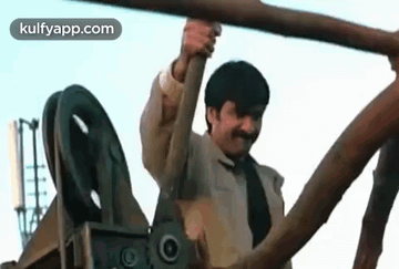 Weapons Are Crazy In Rajamouli Movies.Gif GIF - Weapons Are Crazy In Rajamouli Movies Vikramarkudu Raviteja GIFs