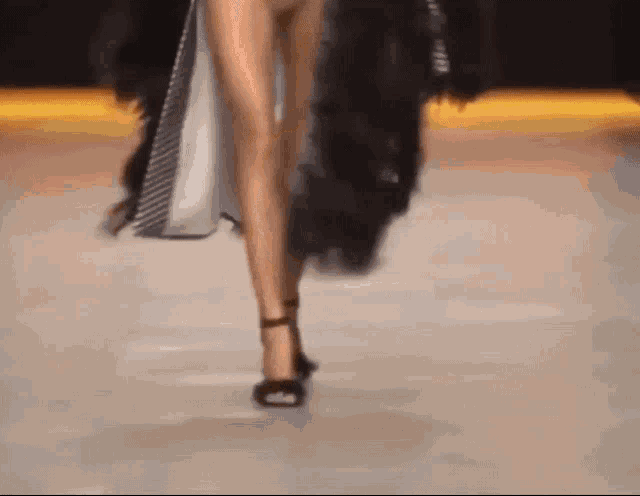 Hoang Thuy Miss Universe2019 GIF - Hoang Thuy Miss Universe2019 Miss Vietnam GIFs