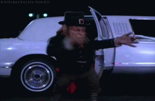 Right This Way Come Hither GIF - Right This Way Come Hither Leprechaun GIFs