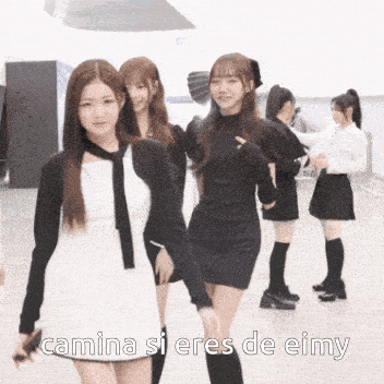 a group of young women are standing next to each other with the words camina si eres de eimy written on the bottom