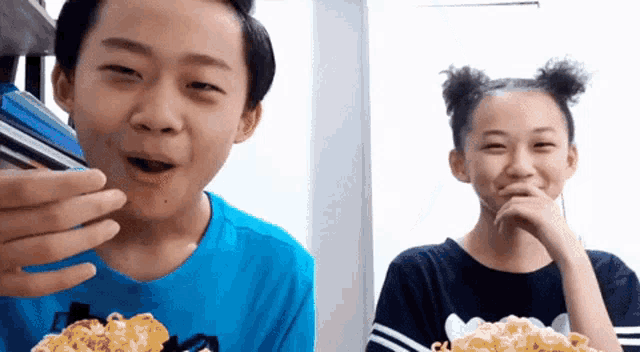 Spicy Shocked GIF - Spicy Shocked Spicy Noodles Challenge GIFs