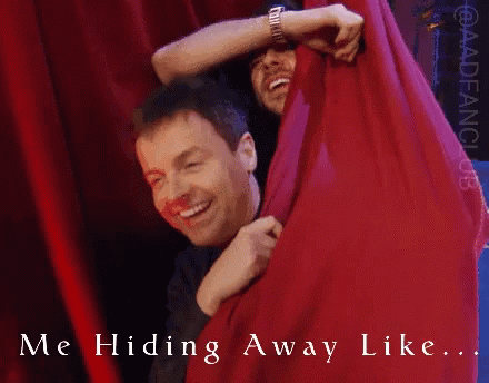 Ant And Dec Hiding Away GIF - Ant And Dec Hiding Away Hide GIFs