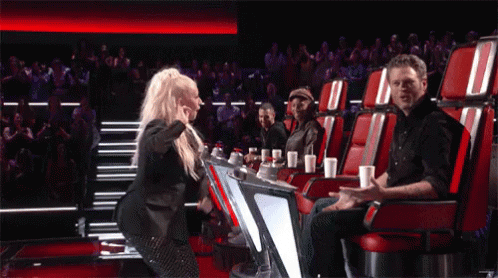 Christina Dances In Front Of Blake GIF - Dance Confused Christinaaguilera GIFs