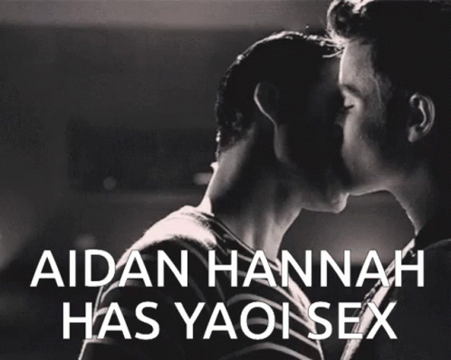 Yaoi Kiss Aidan Hannah GIF - Yaoi Kiss Aidan Hannah GIFs