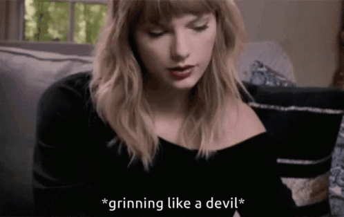 Taylor Swift Grinning GIF - Taylor Swift Grinning Grinning Like A Devil GIFs