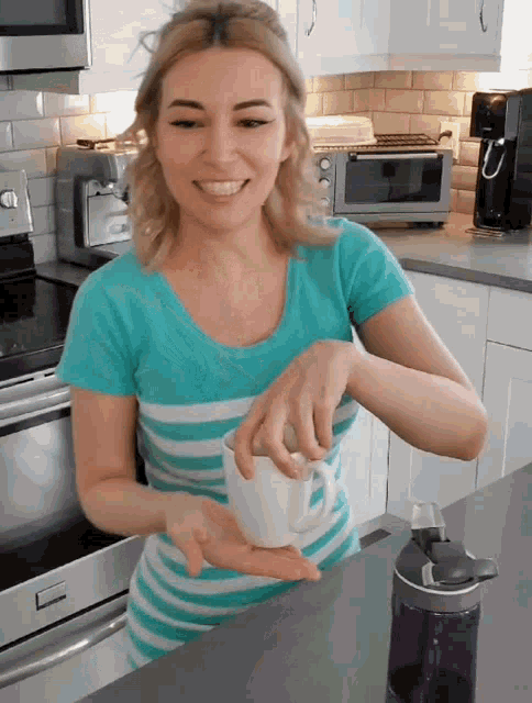 Alinity Coffee GIF - Alinity Coffee Drink GIFs