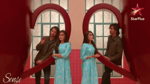 Confused Couple GIF - Confused Couple Shaheer GIFs
