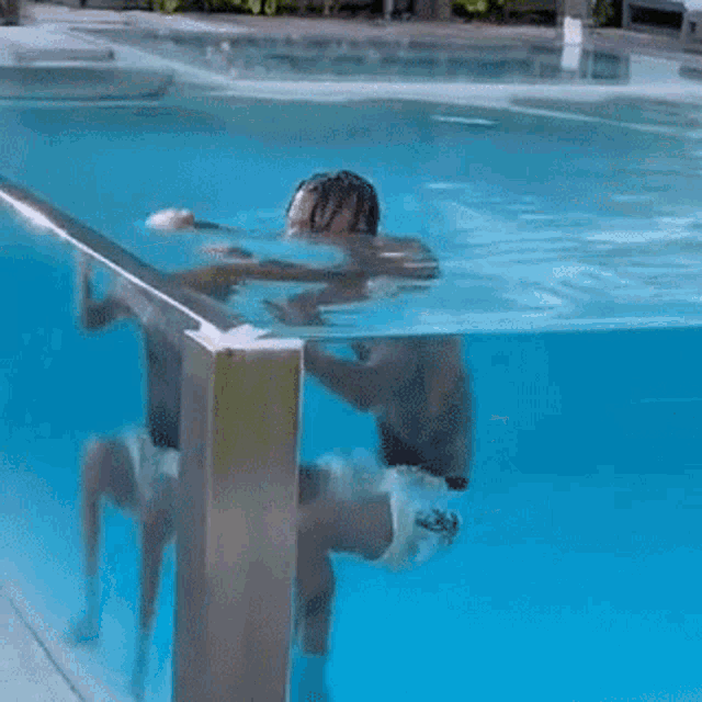 Come Up For Air Swae Lee GIF - Come Up For Air Swae Lee Getting Out Of The Water GIFs