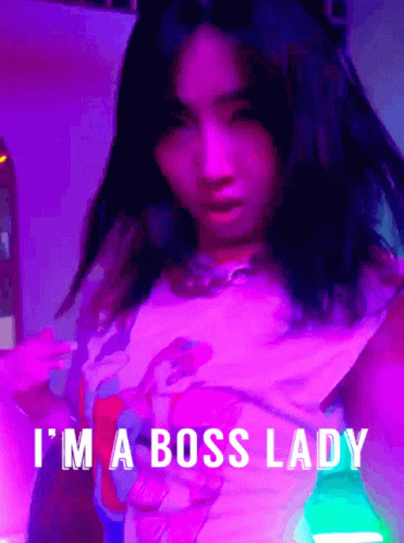 Minzy 공민지 GIF - Minzy 공민지 Minzy Boss Lady GIFs