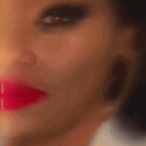 Yes And Ariana Grande Bodyguards GIF - Yes And Ariana Grande Bodyguards Oo GIFs