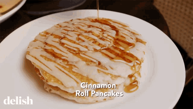 Cinnamon Roll Cinnamon Pancakes GIF - Cinnamon Roll Cinnamon Pancakes Maple Drizzled Cinnamon GIFs