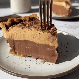 Pie Espresso Dark Chocolate Cream Pie GIF - Pie Espresso Dark Chocolate Cream Pie Dessert GIFs