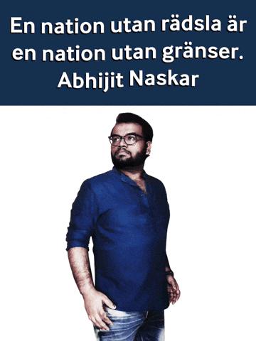 a man in a blue shirt stands in front of a sign that says " en nation utan radsla ar en nation utan gränser "