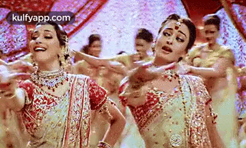 Aishwarya Rai-bachchan.Gif GIF - Aishwarya Rai-bachchan Madhuri Dixit Devdas GIFs
