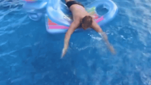 Swimming Floating GIF - Swimming Floating Natant GIFs