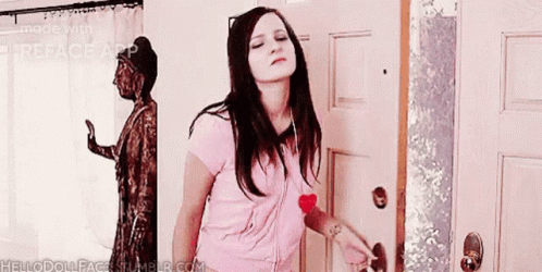 The Bling GIF - The Bling Ring GIFs