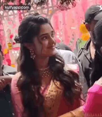 Krithi Shetty Launches Jc Brothers Shopping Mall Kukatpally.Gif GIF - Krithi Shetty Launches Jc Brothers Shopping Mall Kukatpally Krithishetty Bebamma GIFs