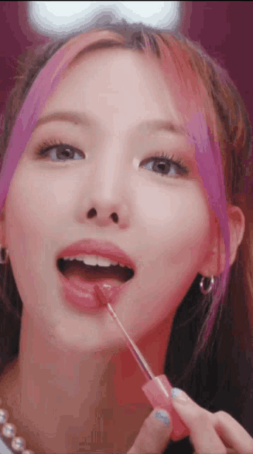 Nayeon GIF