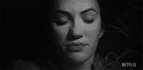 Im A Ghost Now Kate Siegel GIF - Im A Ghost Now Kate Siegel Viola Willoughby GIFs