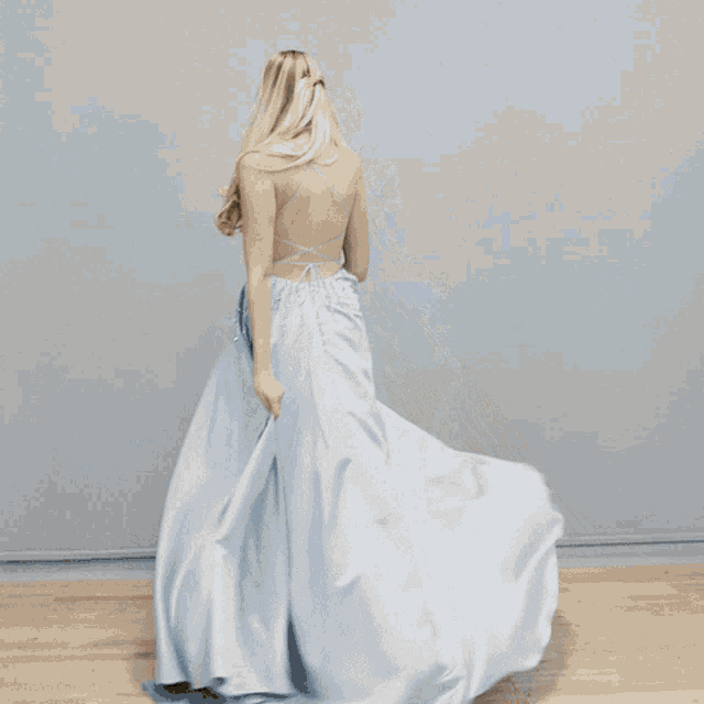Ball Gown GIF - Ball Gown Twirl GIFs