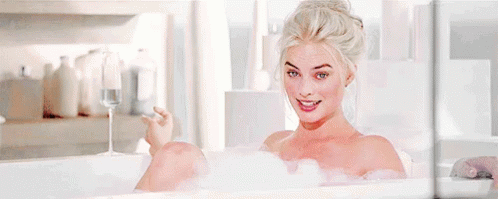 Margot Robbie Bubble Bath GIF - Margot Robbie Bubble Bath Champagne GIFs