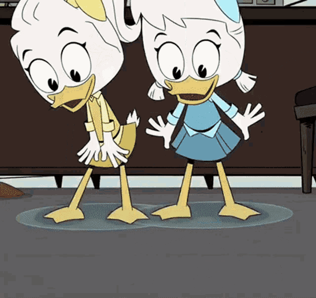 Ducktales May Duck GIF - Ducktales May Duck June Duck GIFs