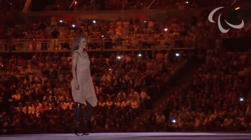 Dancing Amy Purdy GIF - Dancing Amy Purdy International Paralympic Committee GIFs