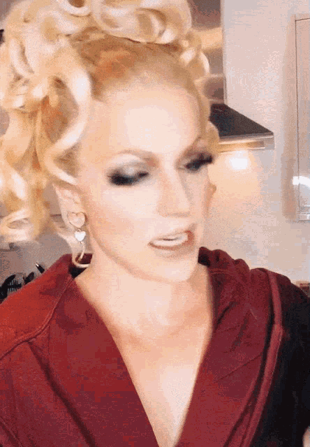 Snart Courtney Act GIF - Snart Courtney Act Mtf GIFs