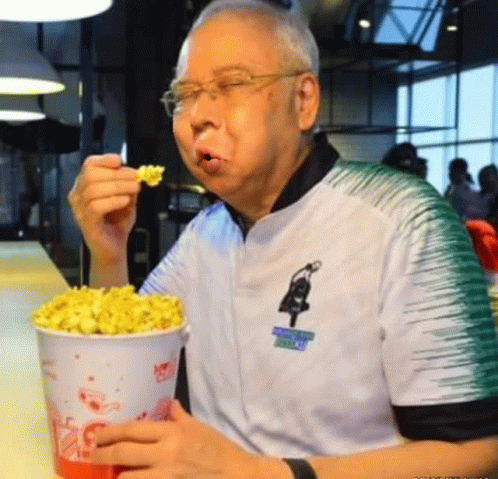Dsn Najib GIF - Dsn Najib Popcorn GIFs