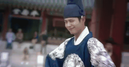 Smile Love In The Moonlight GIF - Smile Love In The Moonlight Dance GIFs