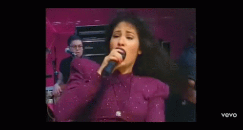 Selena Quintanilla Last Dance GIF - Selena Quintanilla Last Dance Disco GIFs