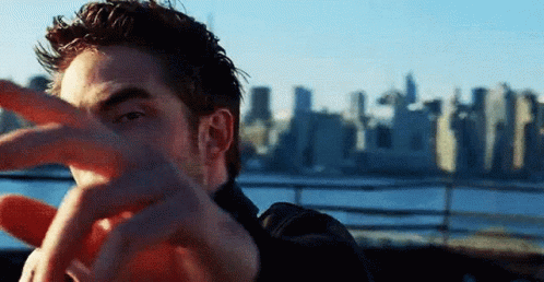New York City Robert Pattinson GIF - New York City Robert Pattinson Punch GIFs