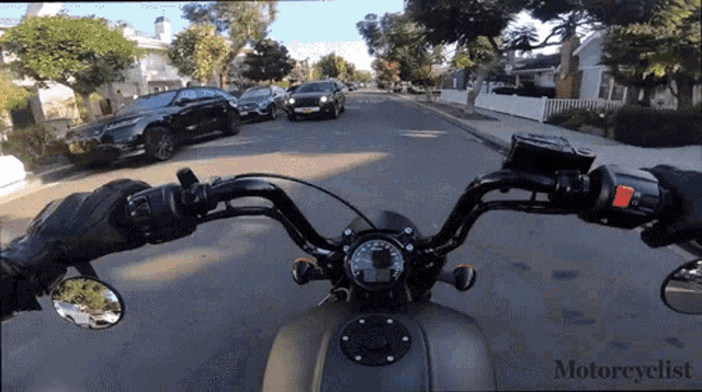 Riding Driver GIF - Riding Driver Motorcycle GIFs