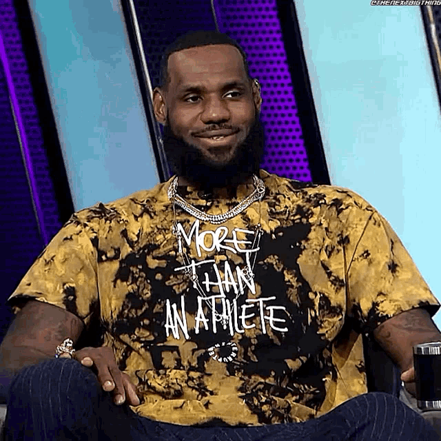 Le Bron James Try Not To Laugh GIF - Le Bron James Try Not To Laugh Trying Not To Laugh GIFs