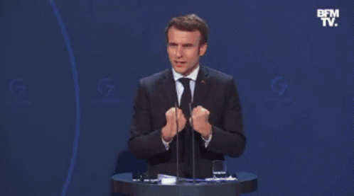 Fist Macron GIF - Fist Macron Fistiniere GIFs