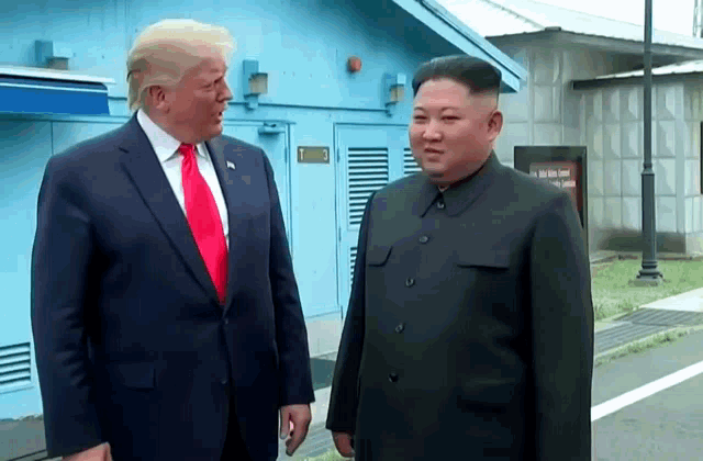 Donald Trump Kim Jong Un GIF - Donald Trump Kim Jong Un Pointing GIFs