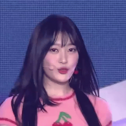 Choerry Hair Flip GIF - Choerry Hair Flip Loonaverse_from GIFs